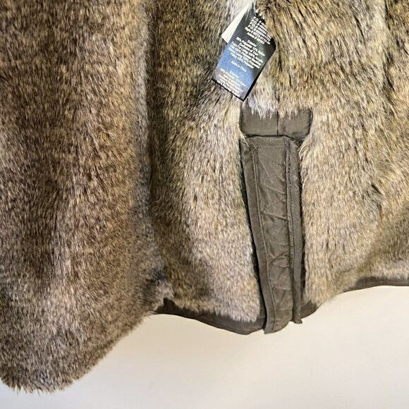 Aritzia TNA Chamonix Army Green Faux Fur Lined Parka - Picture 8 of 11